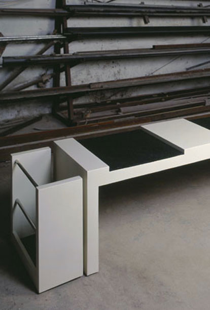 Lange Bank, een meubel van Jean Meirlaen